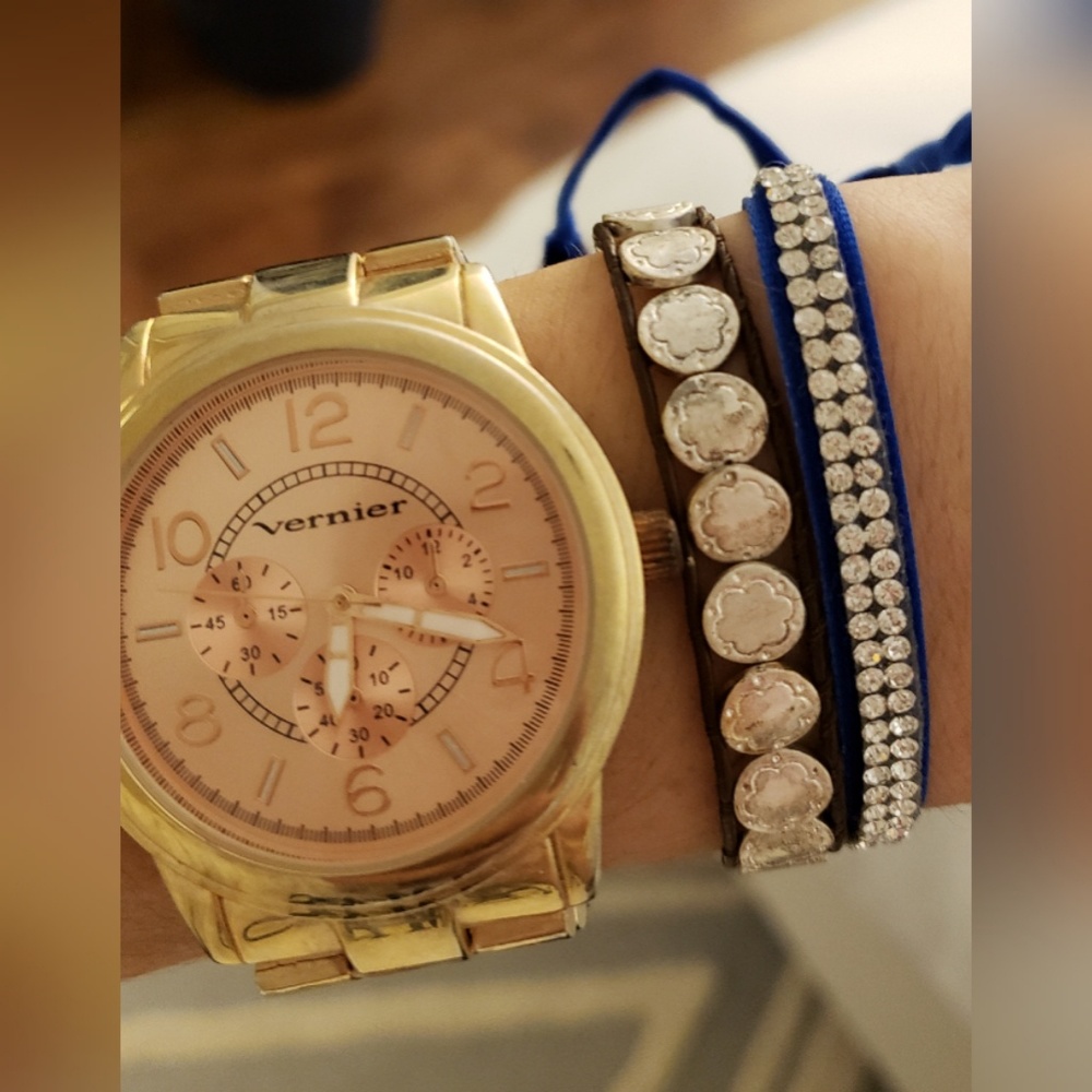 5/40 Stella Dot Scallop & Leather bracelet silver